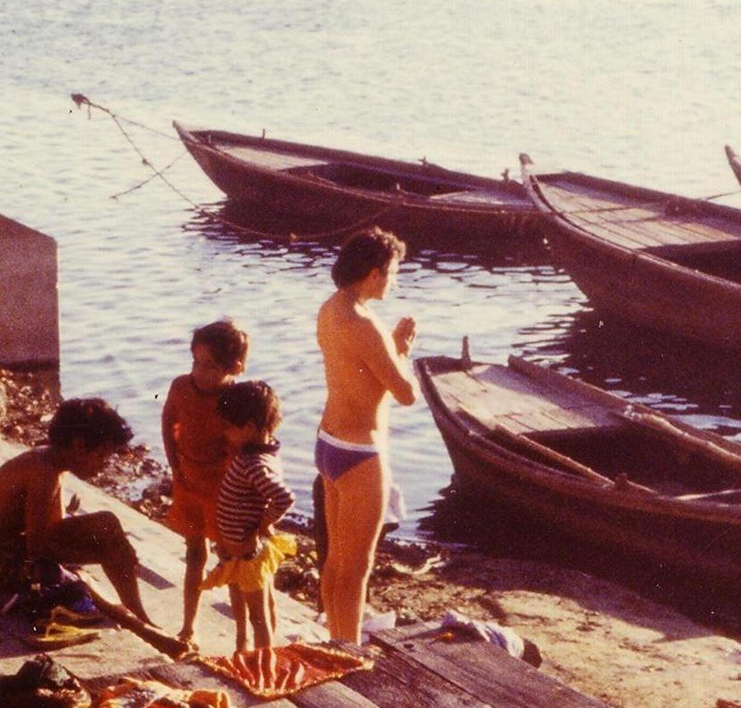 gelm-avant-bain_gange_1990-01